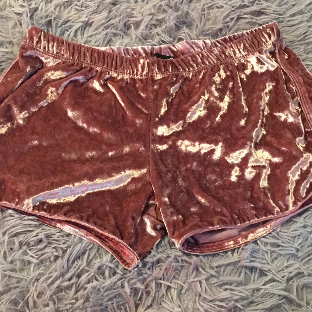 Popular 21 shorts.